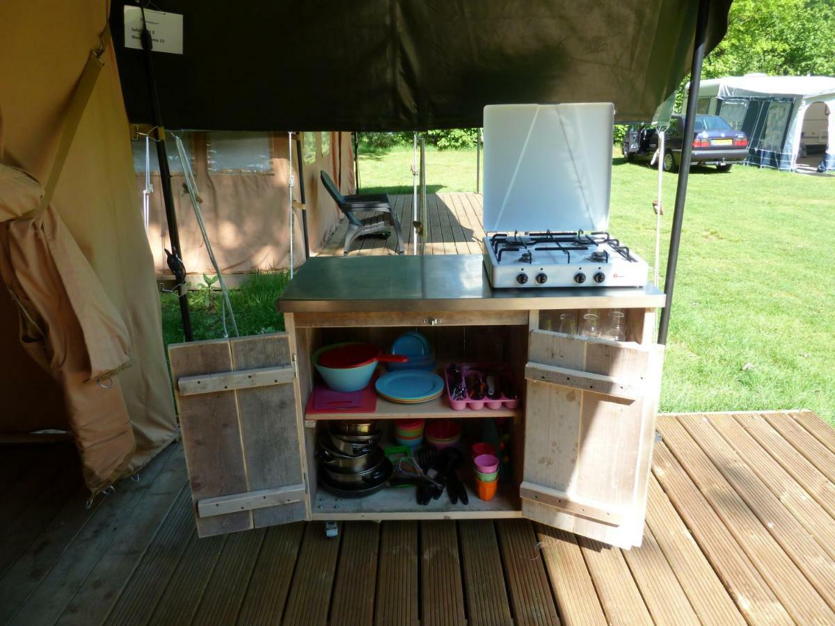 Safari Tent At Camping Le Roptai Rochefort Exterior foto