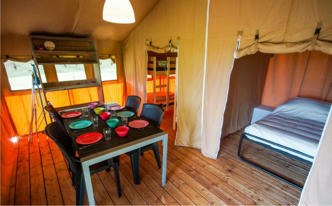 Safari Tent At Camping Le Roptai Rochefort Exterior foto