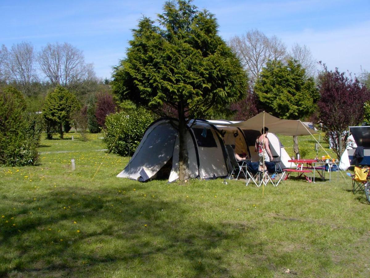 Safari Tent At Camping Le Roptai Rochefort Exterior foto