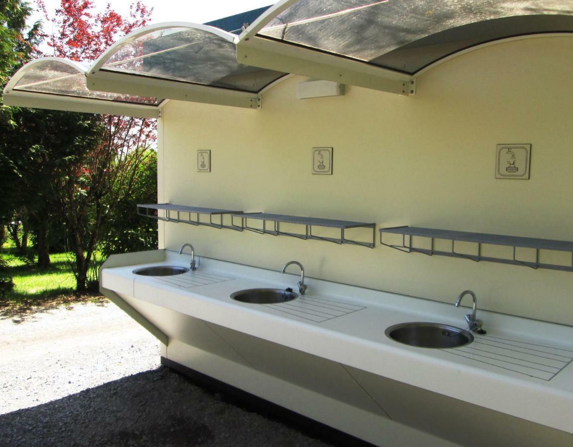 Safari Tent At Camping Le Roptai Rochefort Exterior foto